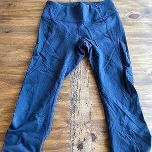 Calia Navy Cropped Leggings